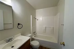 3601 Micheli Ct, Bakersfield, CA 93309 - Photo 2