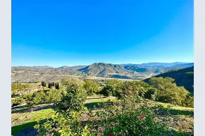 2160 Puerto Del Mundo, Fallbrook, CA 92028 - Photo 58