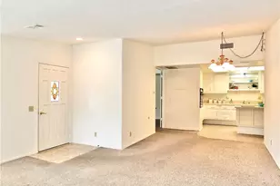 13381 Del Monte Dr, Seal Beach, CA 90740 - Photo 12