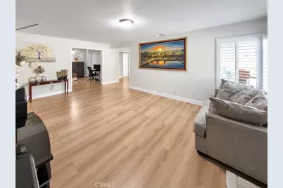 10262 Mandalay Court, Riverside, CA 92503 - Photo 6