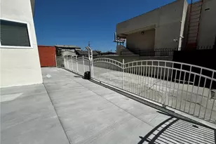2720 E Wall St, Signal Hill, CA 90755 - Photo 8