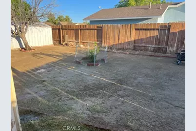 15087 Whitekirk, Victorville, CA 92394 - Photo 16