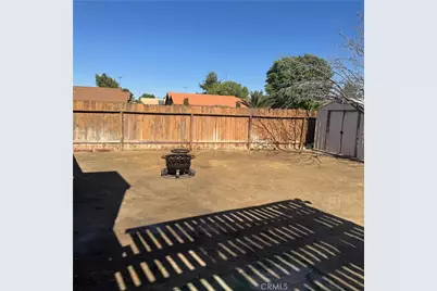 15087 Whitekirk, Victorville, CA 92394 - Photo 14