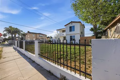 351 W Magnolia, Compton, CA 90220 - Photo 2