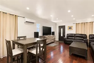 8701 Menlo, Los Angeles, CA 90044 - Photo 2