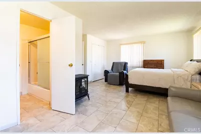19506 Corby, Cerritos, CA 90703 - Photo 12
