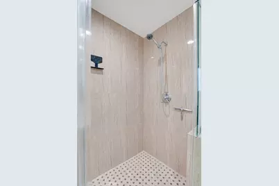 2033 W 76th Street, Los Angeles, CA 90047 - Photo 40