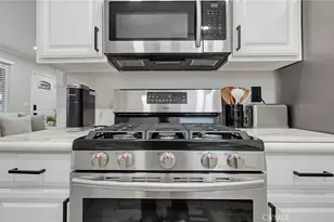 11423 213th, Lakewood, CA 90715 - Photo 10