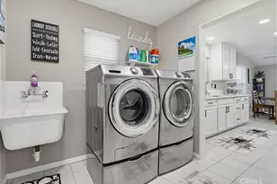 11423 213th, Lakewood, CA 90715 - Photo 12