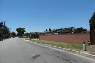 10461 Beach, Bellflower, CA 90706 - Photo 8
