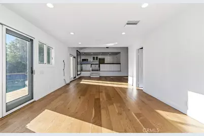 23721 Sarda Road, Valencia, CA 91355 - Photo 12