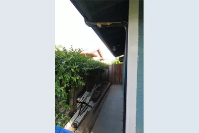 11666 Remington, Sylmar, CA 91342 - Photo 16