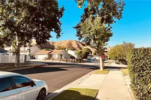 11666 Remington, Sylmar, CA 91342 - Photo 18