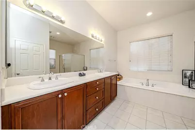 23740 Forest View Court, Valencia, CA 91354 - Photo 14