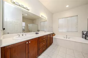 23740 Forest View Ct, Valencia, CA 91354 - Photo 14
