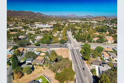 500 E Hillcrest, Thousand Oaks, CA 91360 - Photo 8