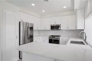 2515 Carnegie Ln, Redondo Beach, CA 90278 - Photo 18