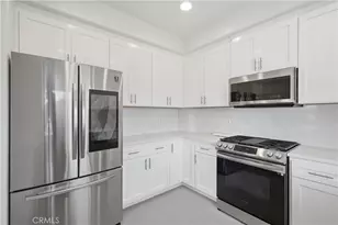 2515 Carnegie Ln, Redondo Beach, CA 90278 - Photo 12