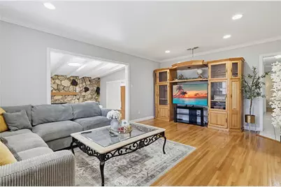 555 W Shadwell, Carson, CA 90745 - Photo 14