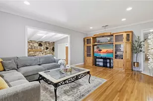 555 W Shadwell, Carson, CA 90745 - Photo 14