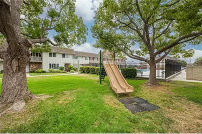 4792 Larwin Avenue, Cypress, CA 90630 - Photo 2