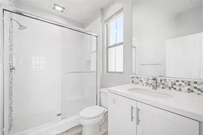 121 Trumpet Flower, Irvine, CA 92618 - Photo 38