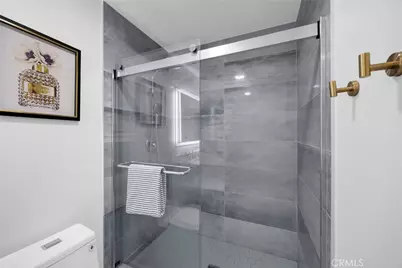 17311 Peach, Irvine, CA 92612 - Photo 22