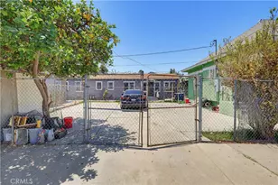 814 E 41st St, Los Angeles, CA 90011 - Photo 24