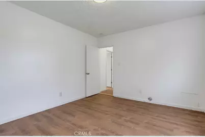 721 W 54th Street, Los Angeles, CA 90037 - Photo 20