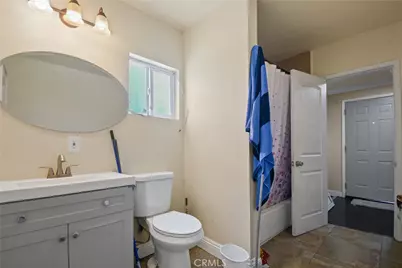 9307 Beach, Los Angeles, CA 90002 - Photo 8