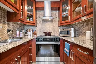 1154 S Barrington Ave, Los Angeles, CA 90049 - Photo 12