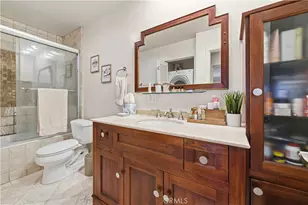 1154 S Barrington Ave, Los Angeles, CA 90049 - Photo 16
