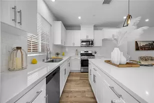 16069 Narni Ln, Fontana, CA 92336 - Photo 8