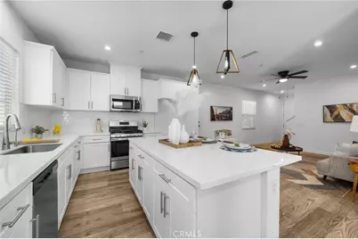 16069 Narni Lane, Fontana, CA 92336 - Photo 8