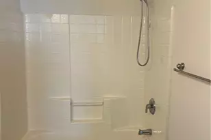 10001 W Frontage, South Gate, CA 90280 - Photo 22