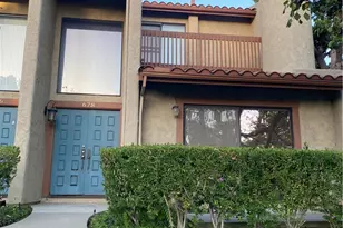678 Rosewood, Camarillo, CA 93010 - Photo 2