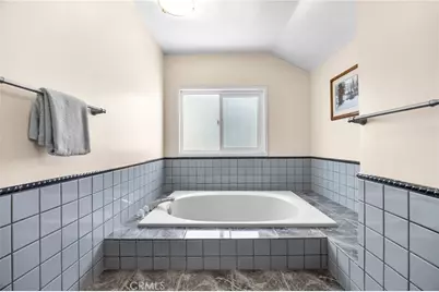 18709 Cortner Ave, Cerritos, CA 90703 - Photo 38