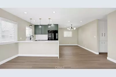 2747 E Ocean Boulevard, Long Beach, CA 90803 - Photo 56