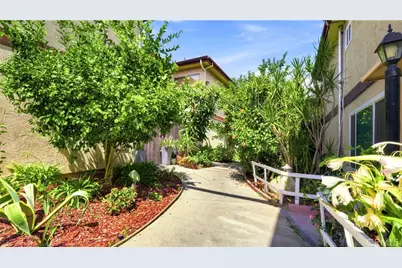 7300 Lennox #K16, Van Nuys, CA 91405 - Photo 4