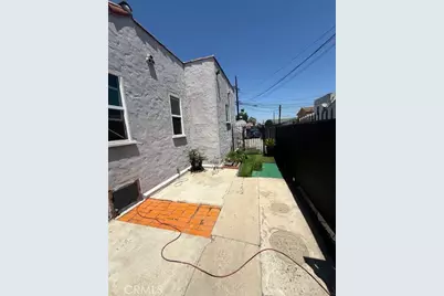 517 W 110th, Los Angeles, CA 90044 - Photo 38