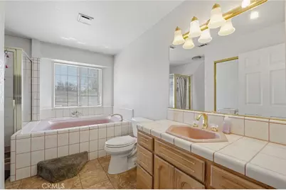 14016 Montecito, Victorville, CA 92395 - Photo 28