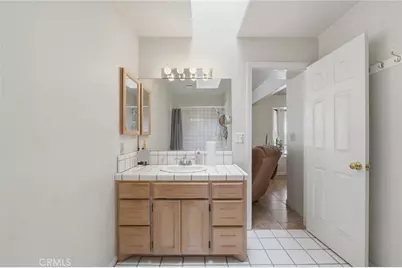 14016 Montecito, Victorville, CA 92395 - Photo 36