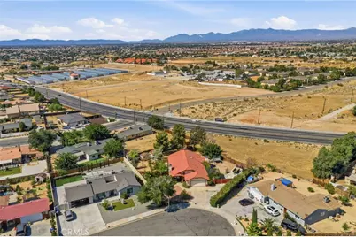 14016 Montecito, Victorville, CA 92395 - Photo 54