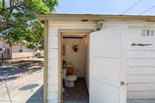6675 Lime, Long Beach, CA 90805 - Photo 40