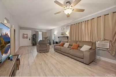 26180 Yale, Hemet, CA 92544 - Photo 8