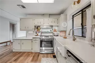 9080 Bloomfield Ave, Cypress, CA 90630 - Photo 12