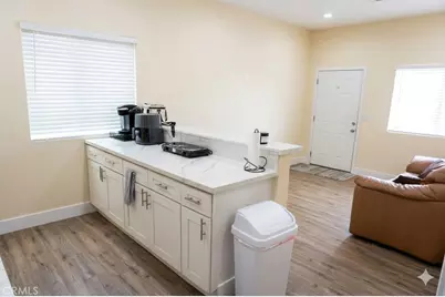 514 W 105th, Los Angeles, CA 90044 - Photo 12
