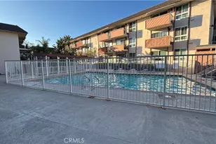 5585 E Pacific Coast Hwy, Long Beach, CA 90804 - Photo 14