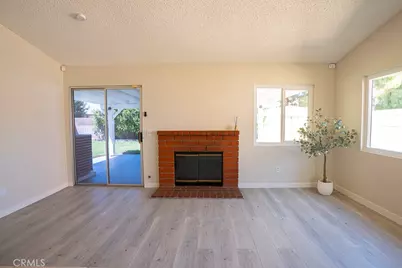 43469 Carol, Lancaster, CA 93535 - Photo 12