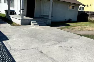 164 W 85th Pl, Los Angeles, CA 90003 - Photo 1